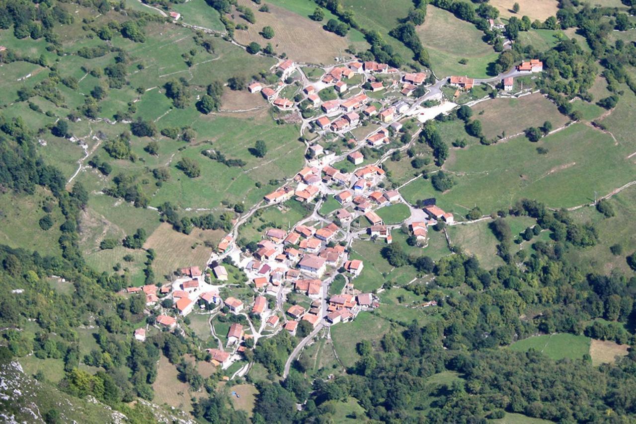 Rural Llerau Hotel 3*