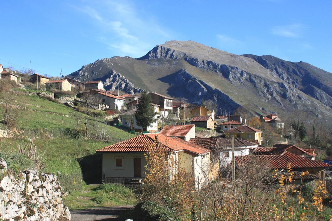 Hotel Rural Llerau